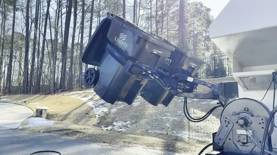 Can King trash can cleaning in action